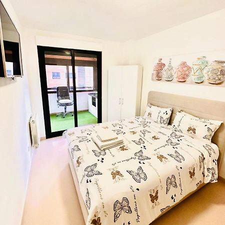 Economy Room Аліканте Екстер'єр фото